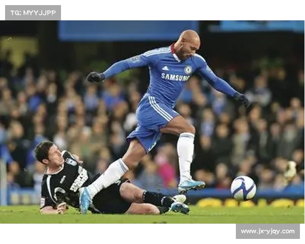 坎贝尔在足球场上最适合的定位与战术分析