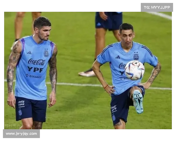 如何选择球队参加世界杯首场比赛的策略与技巧分析