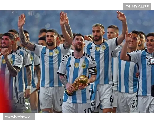 如何通过阿根廷国家队赛前训练视频分析球队战术布局和球员状态